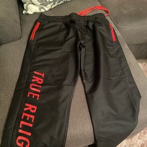 Men’s True Religion pants